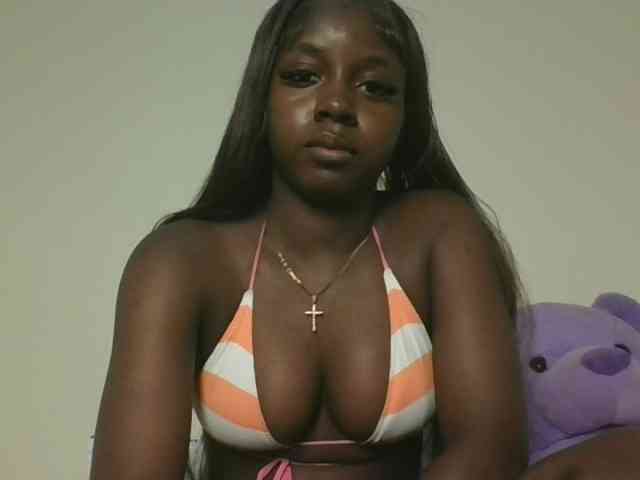 Sexykitten1 webcam