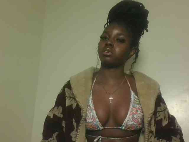 Sexykitten1 webcam