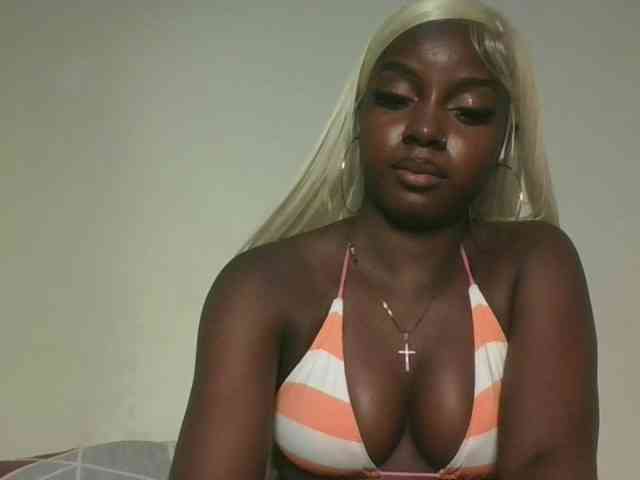 Sexykitten1 webcam