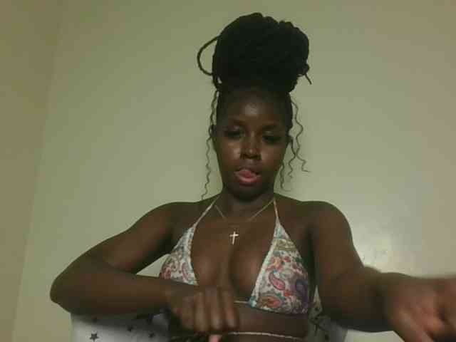 Sexykitten1 webcam