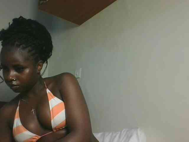 Sexykitten1 webcam