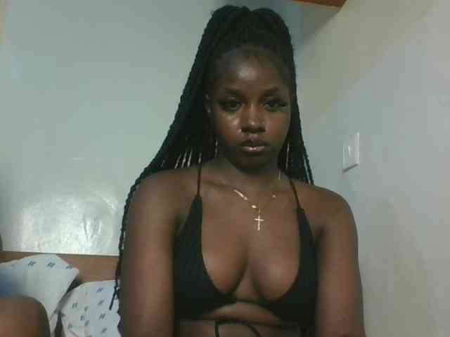 Sexykitten1 webcam