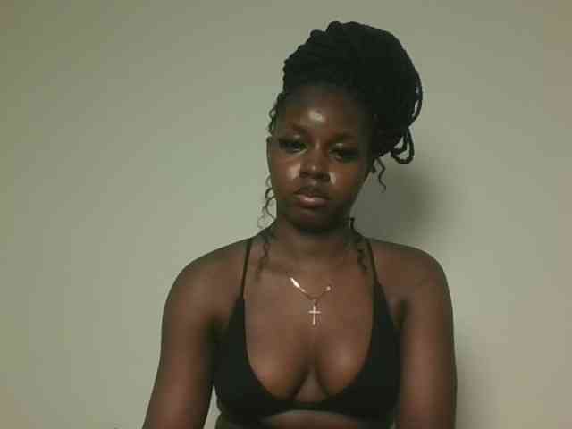 Sexykitten1 webcam
