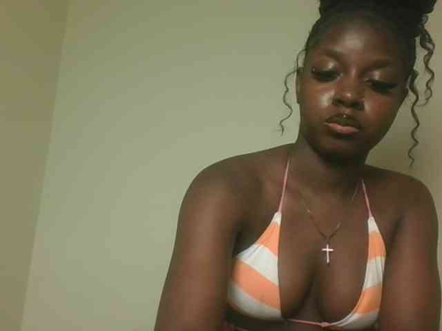 Sexykitten1 webcam