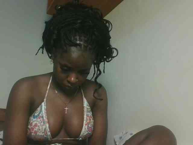 Sexykitten1 webcam