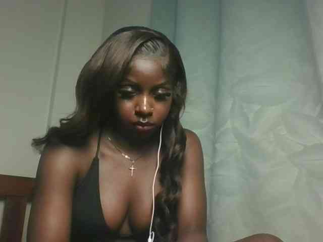 Sexykitten1 webcam