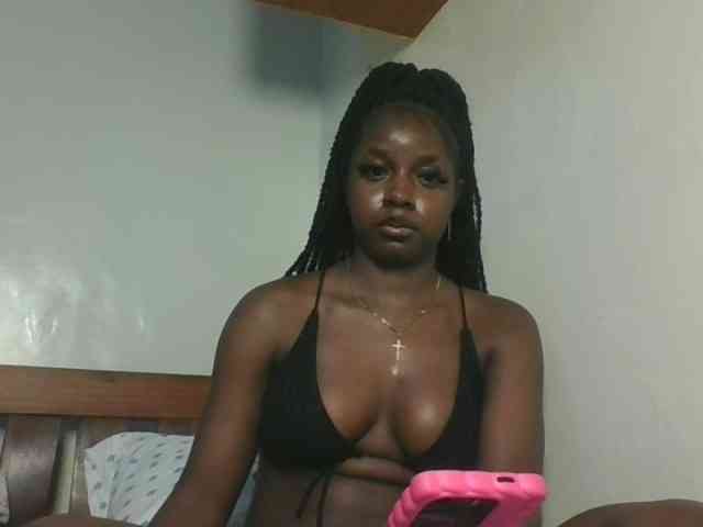 Sexykitten1 webcam