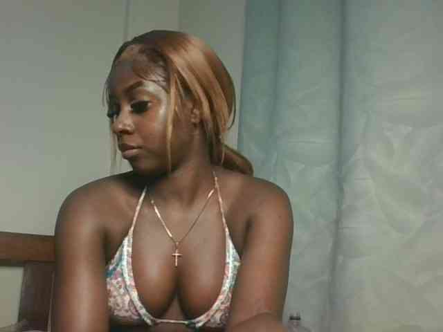 Sexykitten1 webcam