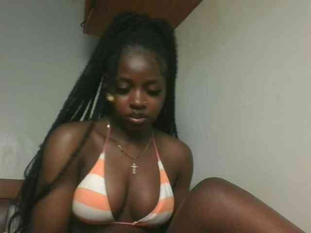 Sexykitten1 webcam
