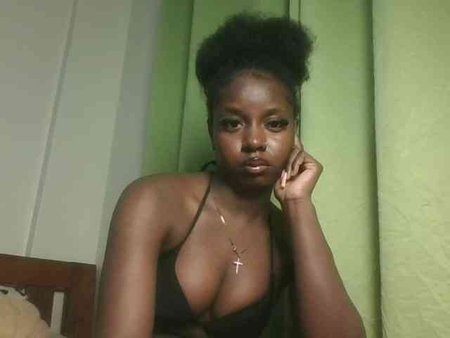 Sexykitten1 webcam