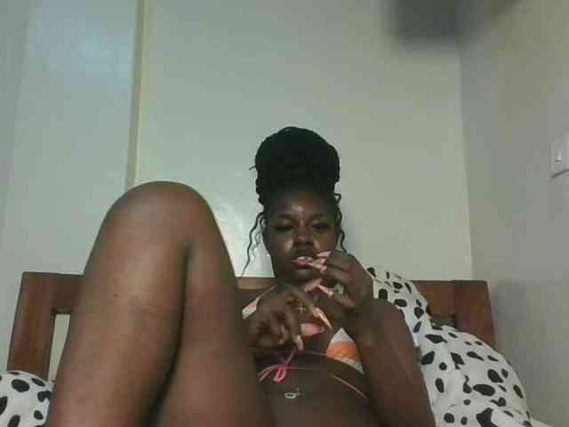 Sexykitten1 webcam