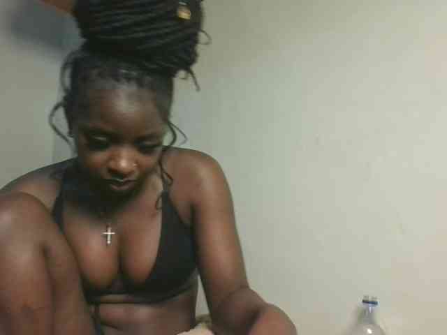 Sexykitten1 webcam