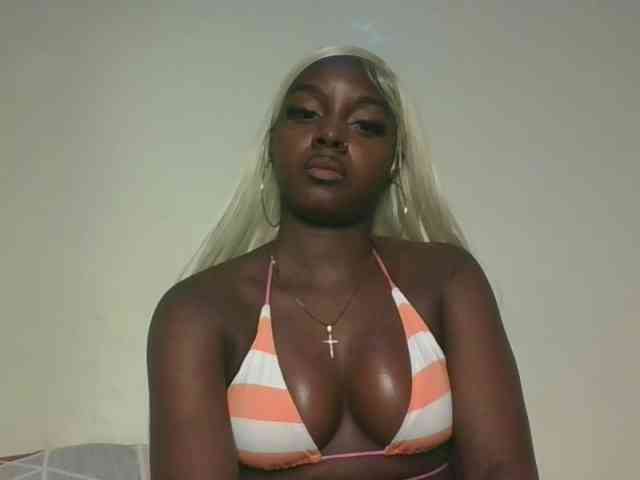 Sexykitten1 webcam