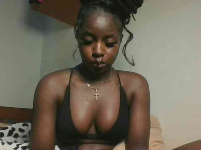 Sexykitten1 webcam