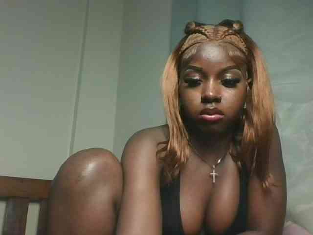 Sexykitten1 webcam
