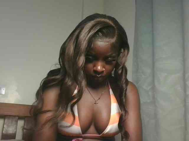 Sexykitten1 webcam