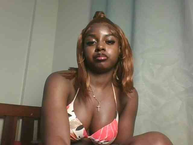 Sexykitten1 webcam