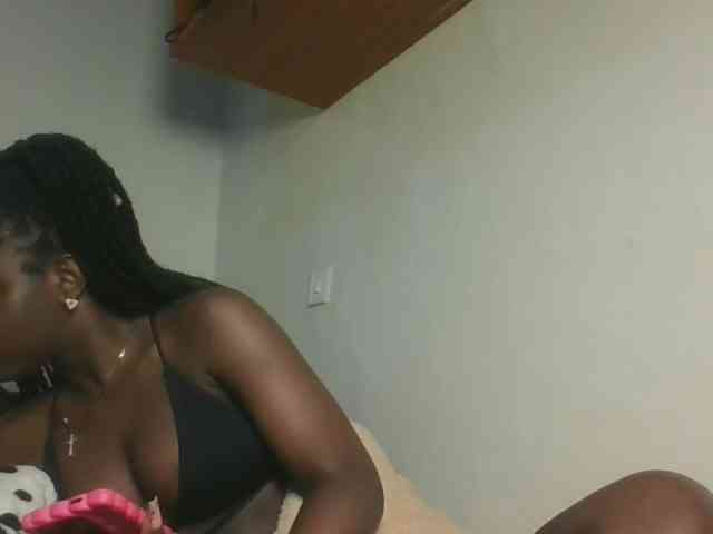 Sexykitten1 webcam