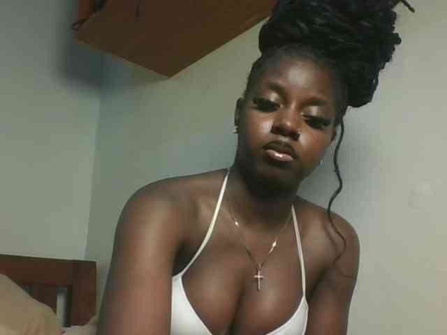 Sexykitten1 webcam