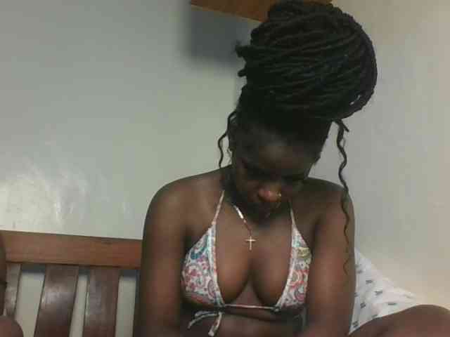 Sexykitten1 webcam