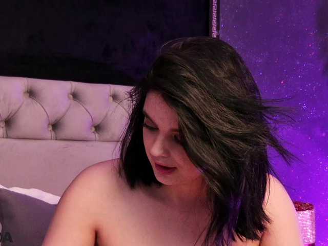 SidneyPuff live cam on BongaCams