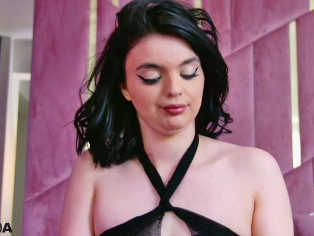 SidneyPuff live cam on BongaCams