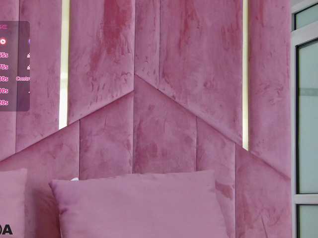 SidneyPuff live cam on BongaCams
