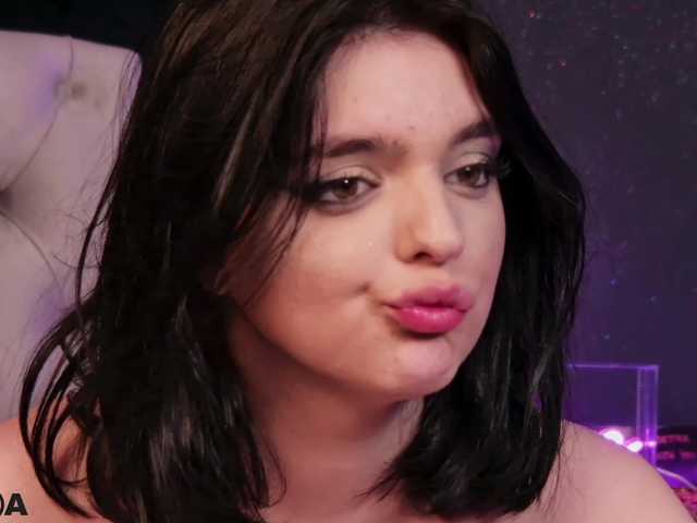 SidneyPuff live cam on BongaCams