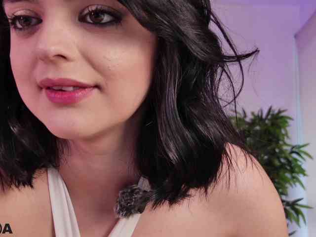 SidneyPuff webcam
