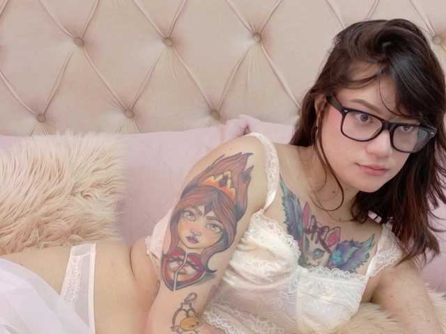 LeeZoldyck's BongaCams show and profile