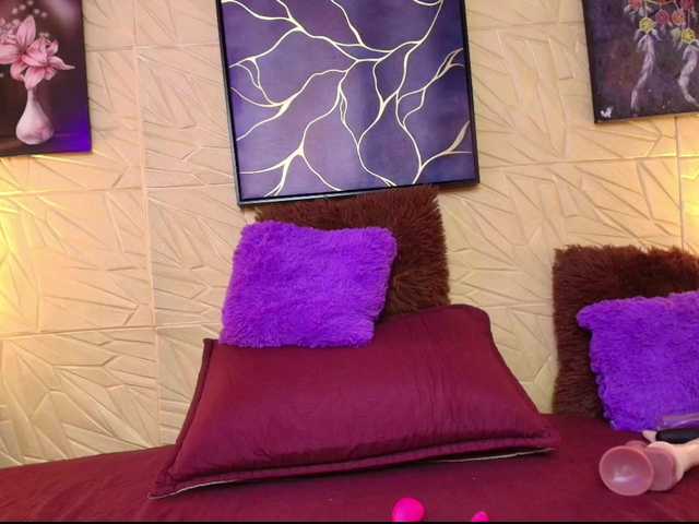 janemature1 live cam on BongaCams