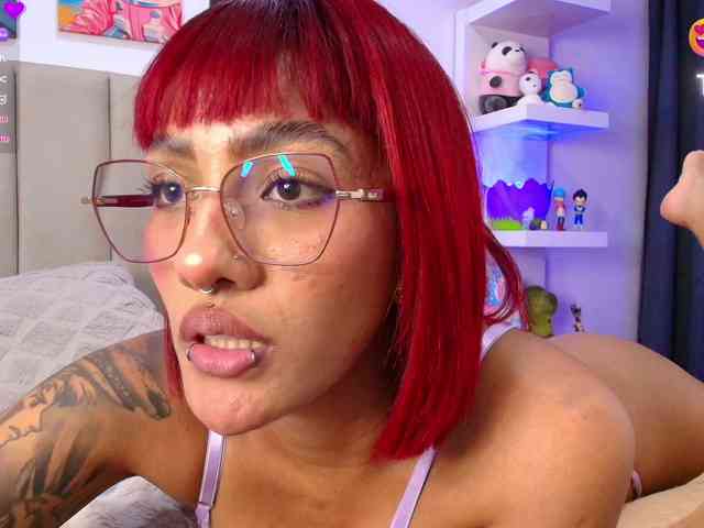 ToriValentine webcam