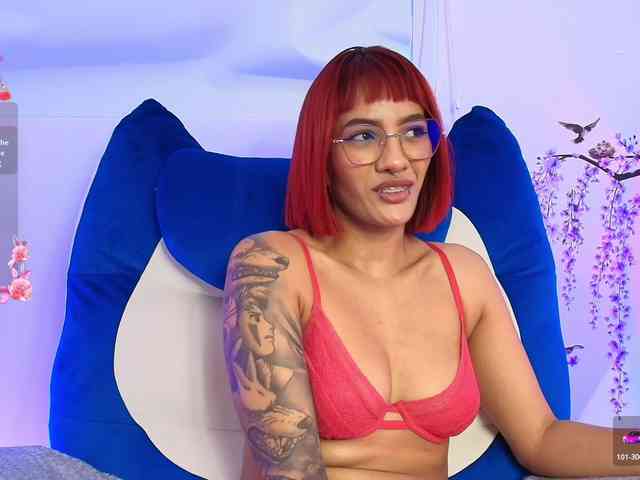 ToriValentine webcam