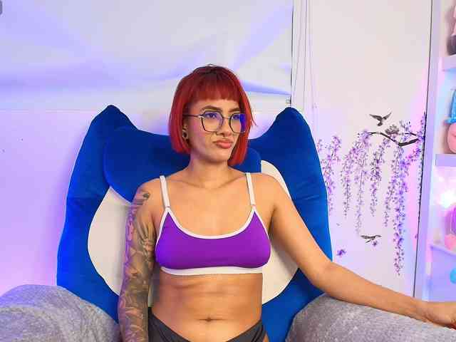 ToriValentine webcam