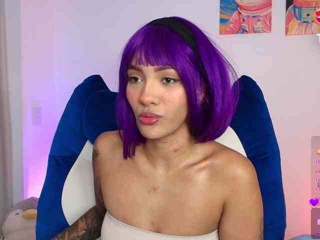 ToriValentine webcam