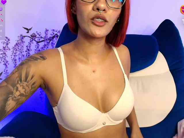 ToriValentine webcam