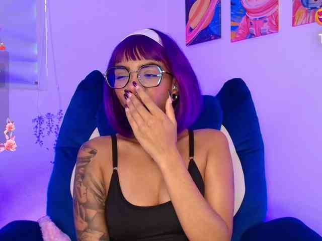 ToriValentine webcam