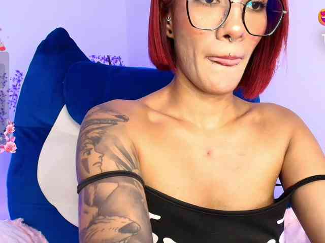 ToriValentine webcam