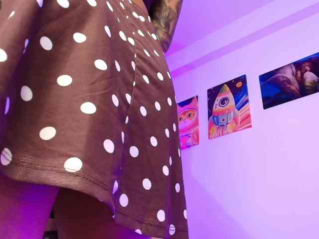 ToriValentine webcam