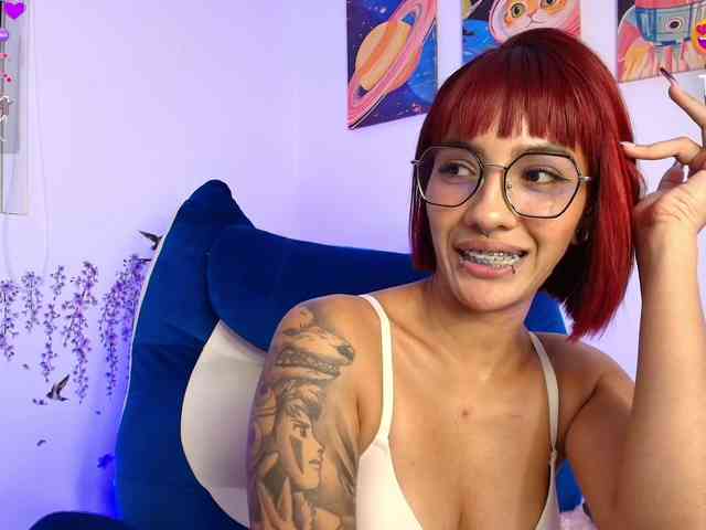 ToriValentine webcam