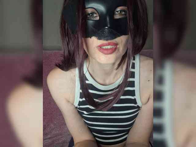 LikaFurr webcam