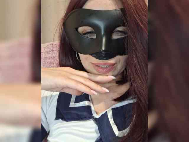 LikaFurr webcam