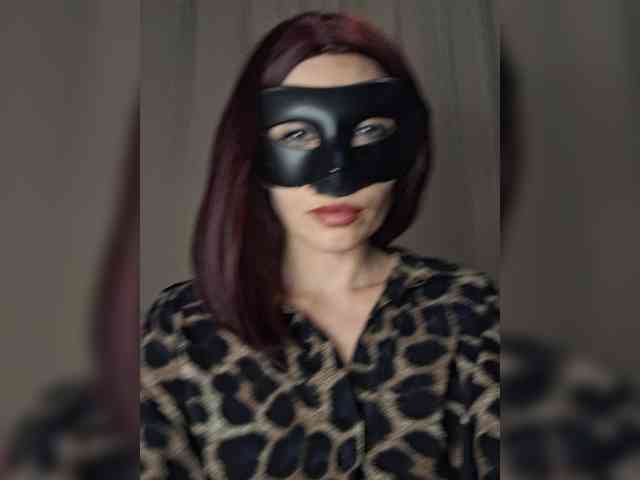 LikaFurr webcam