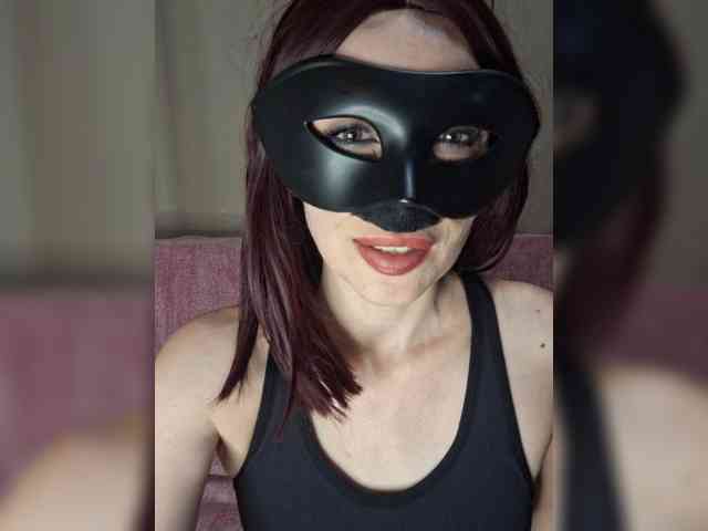 LikaFurr webcam