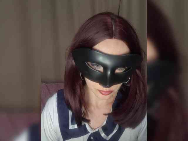 LikaFurr webcam