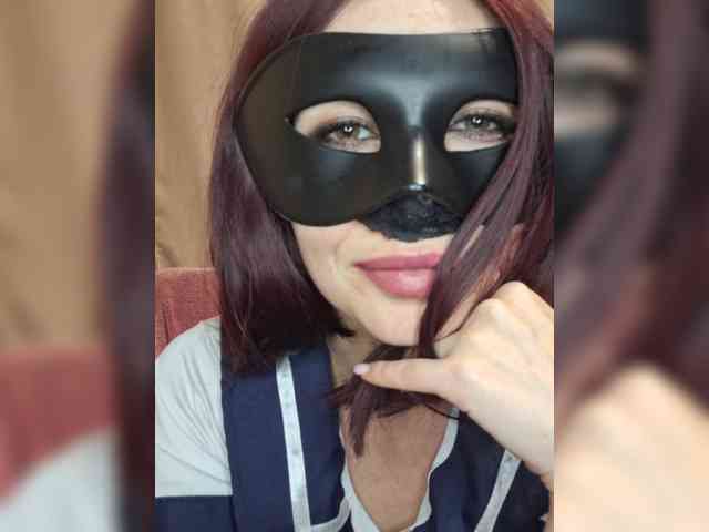 LikaFurr webcam