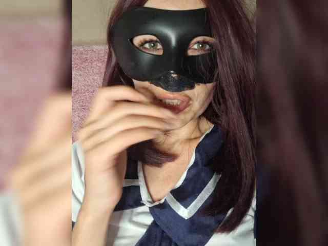 LikaFurr webcam