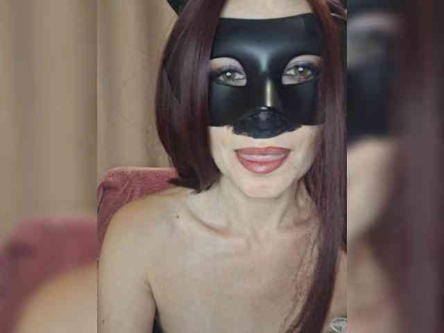 LikaFurr webcam