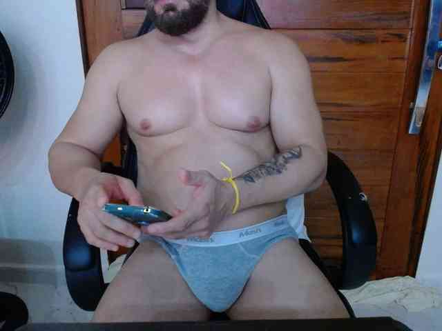 Apolloxxl Sex Cam Show