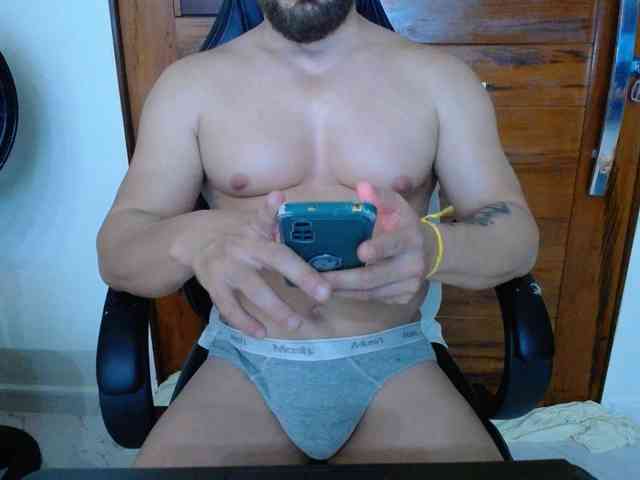 Apolloxxl Sex Cam Show